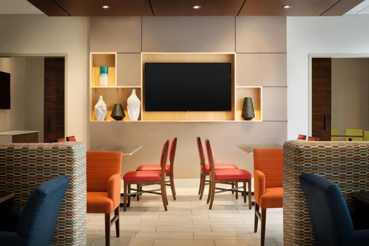 Holiday Inn Express & Suites Brunswick-Harpers Ferry Area By Ihg מראה חיצוני תמונה